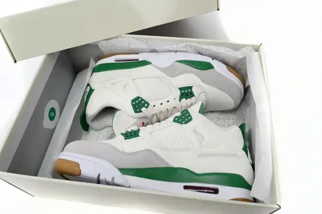 Boostmaster lin 4 Retro DR5415-103 Green Jordan SB Pine 0529